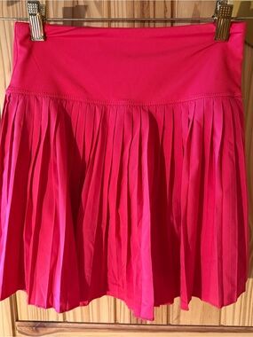 Gap hot pink tennis skirt